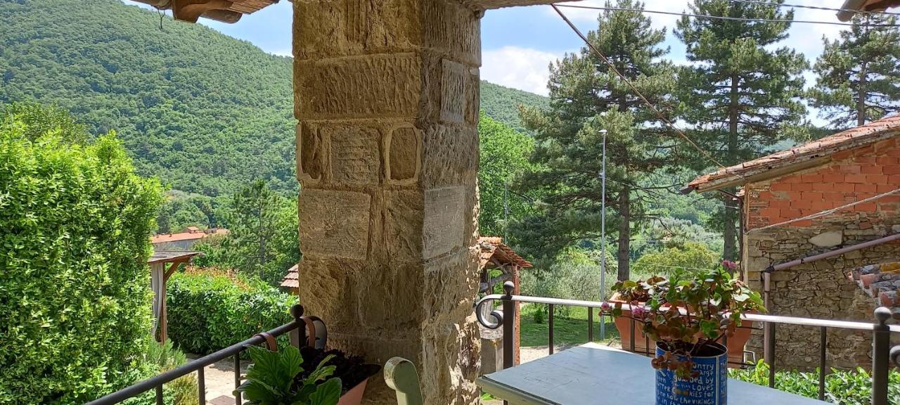 Al Casale Da Rossana Villa Santo Bagnena Eksteriør billede